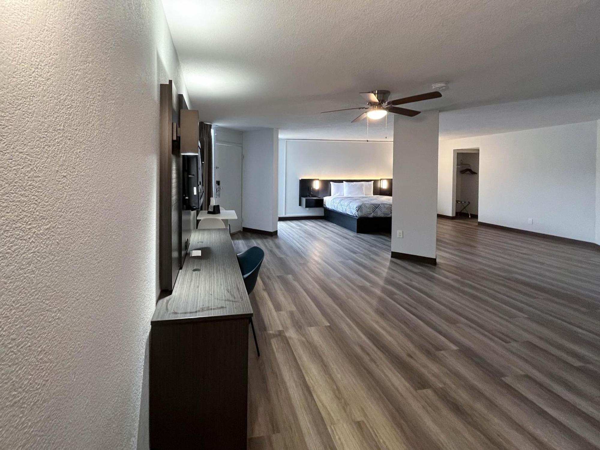 Hotel 6 Tx Sfa Nacogdoches